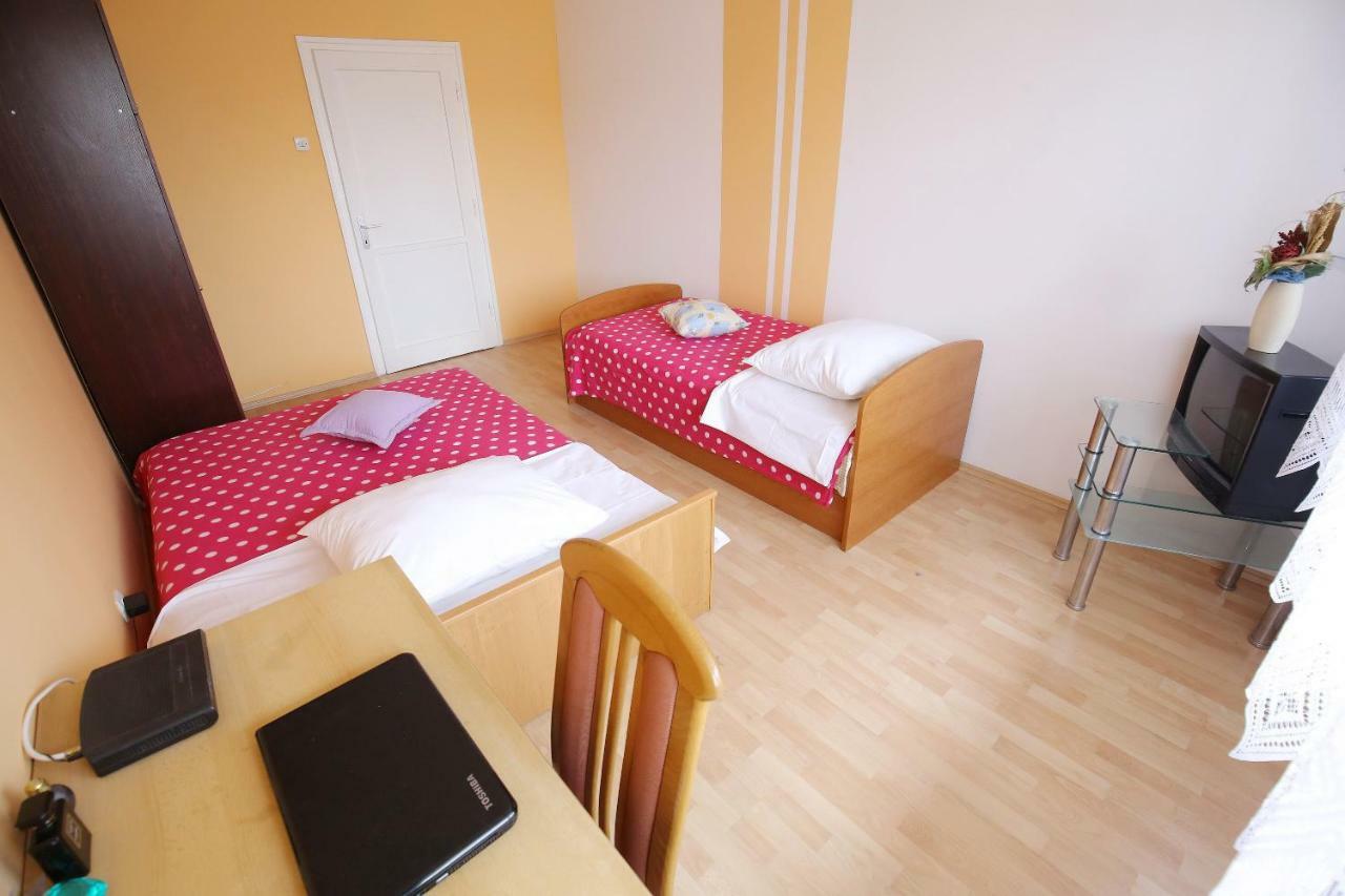 Angela Apartment